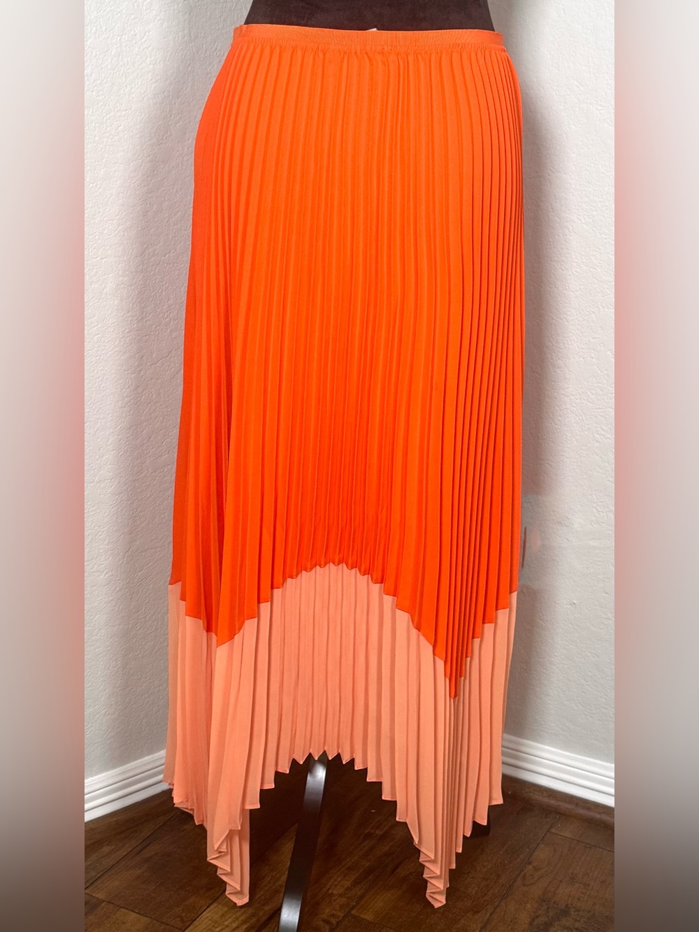 NWOT French Connection Pleated Pull-on Colorblock Orange Peach Midi Skirt Medium - Picture 3 of 6